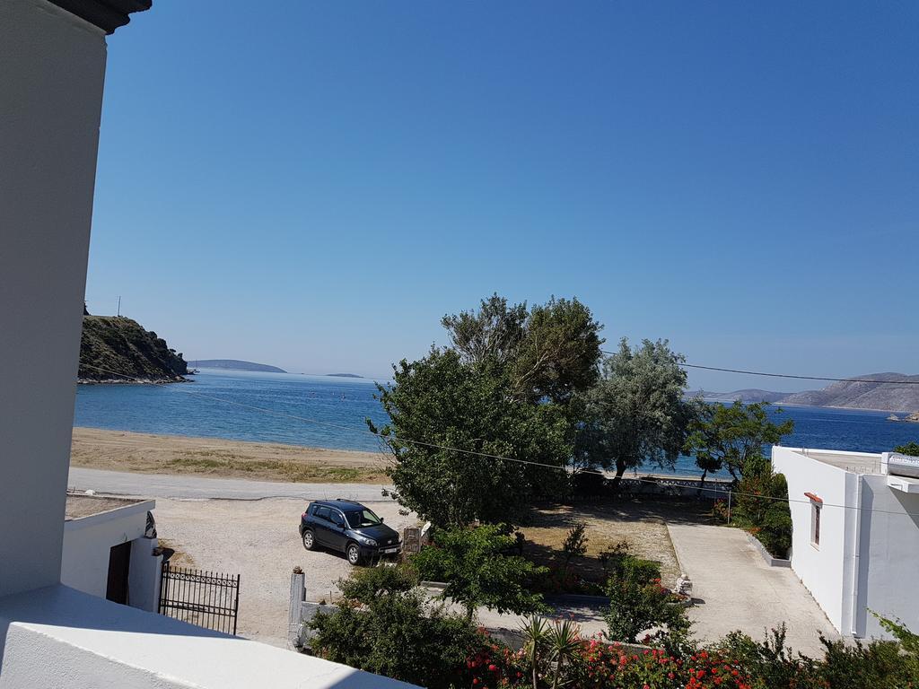 Theo'S Vacation Home Skyros Exteriér fotografie