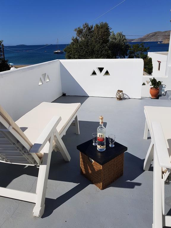 Theo'S Vacation Home Skyros Exteriér fotografie